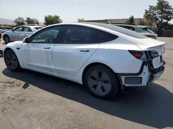 5YJ3E1EB9MF879035 2021 TESLA MODEL 3 - Image 2