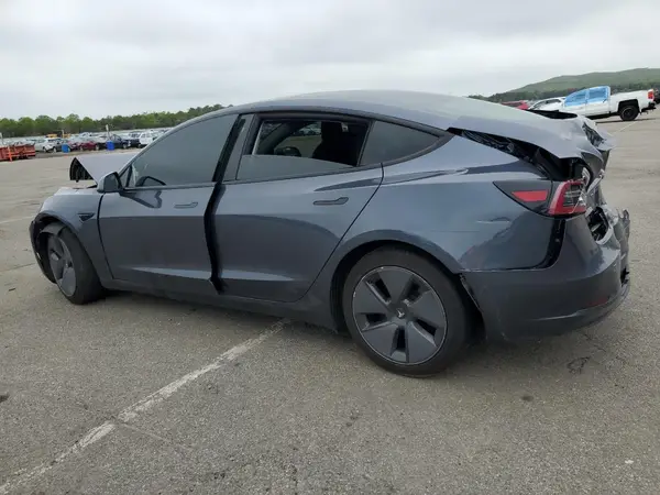 5YJ3E1EB9MF902491 2021 TESLA MODEL 3 - Image 2