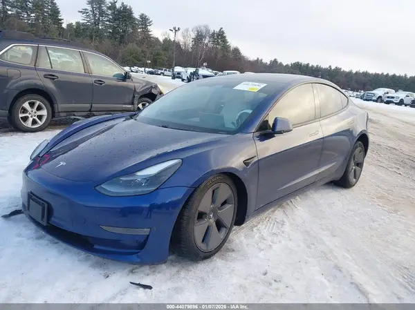 5YJ3E1EB9MF902815 2021 TESLA MODEL 3 - Image 2