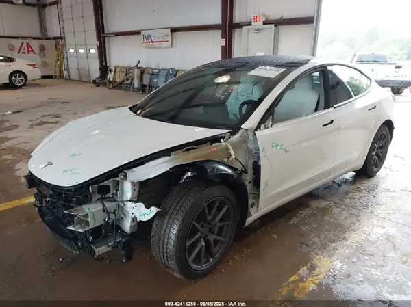 5YJ3E1EB9MF903382 2021 TESLA MODEL 3 - Image 2
