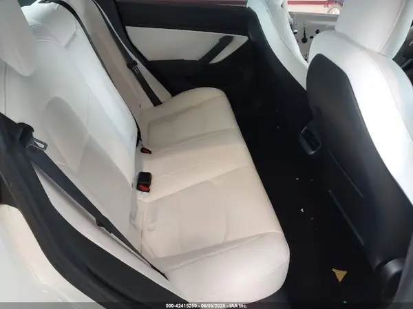 5YJ3E1EB9MF903382 2021 TESLA MODEL 3 - Image 8