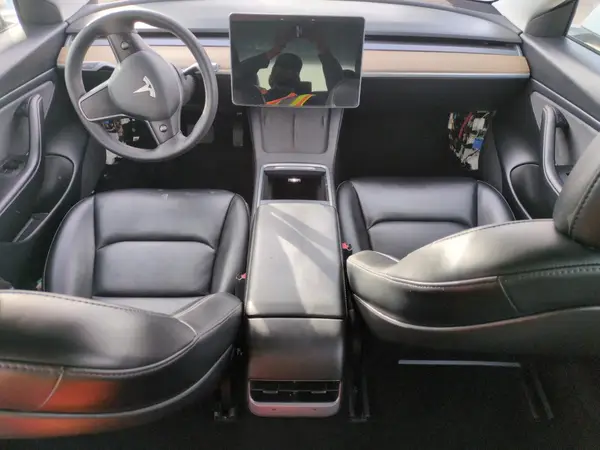 5YJ3E1EB9MF924863 2021 TESLA MODEL 3 - Image 8
