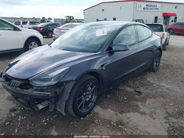 5YJ3E1EB9MF938469 2021 TESLA MODEL 3 - Image 2