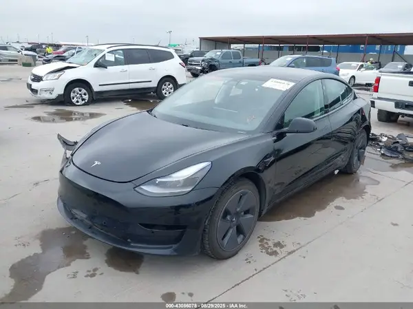 5YJ3E1EB9MF961816 2021 TESLA MODEL 3 - Image 2