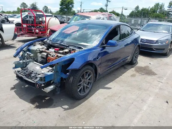 5YJ3E1EB9MF974887 2021 TESLA MODEL 3 - Image 2