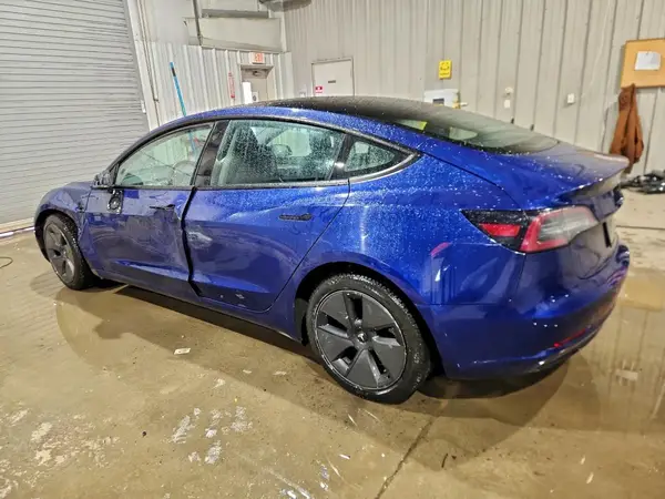 5YJ3E1EB9MF984125 2021 TESLA MODEL 3 - Image 2
