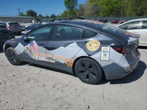 5YJ3E1EB9MF988336 2021 TESLA MODEL 3 - Image 2