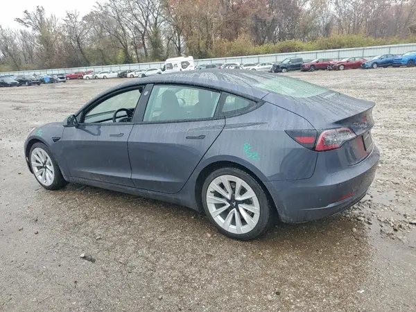 5YJ3E1EB9MF990037 2021 TESLA MODEL 3 - Image 2