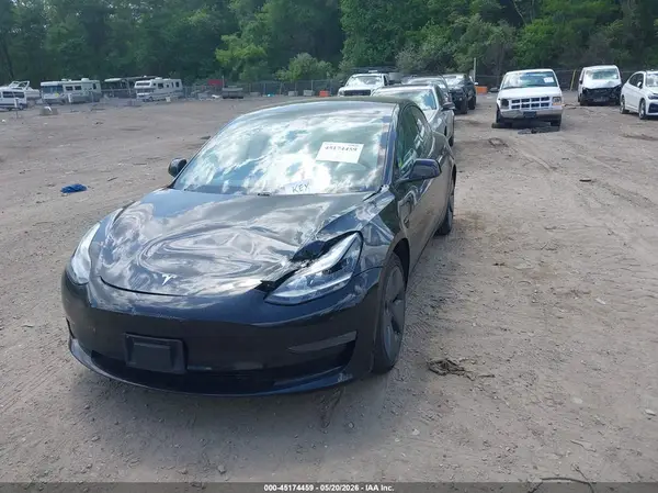 5YJ3E1EB9MF992807 2021 TESLA MODEL 3 - Image 2