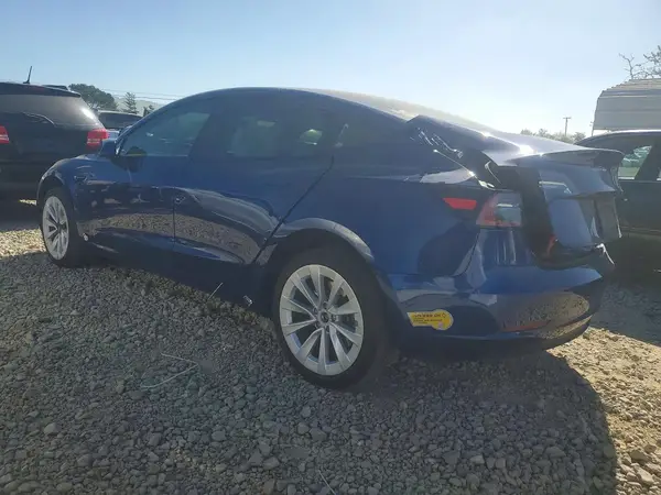 5YJ3E1EB9MF999658 2021 TESLA MODEL 3 - Image 2
