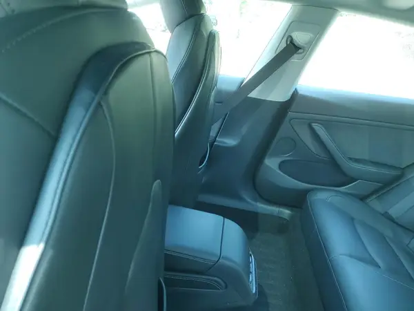 5YJ3E1EB9NF103442 2022 TESLA MODEL 3 - Image 8