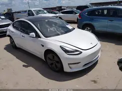 5YJ3E1EB9NF103750 2022 TESLA MODEL 3