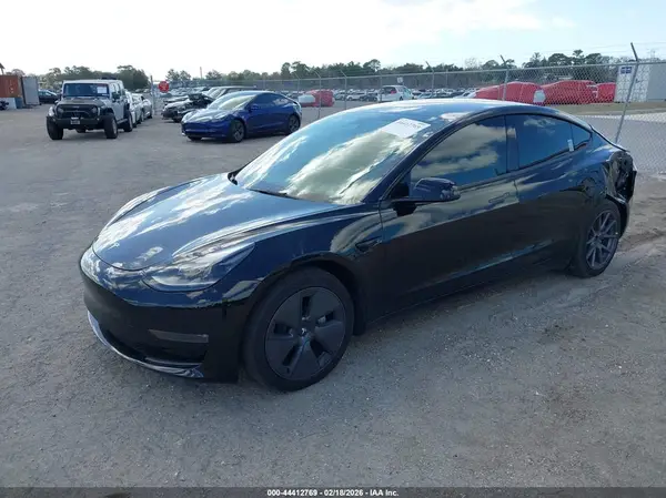 5YJ3E1EB9NF104610 2022 TESLA MODEL 3 - Image 2