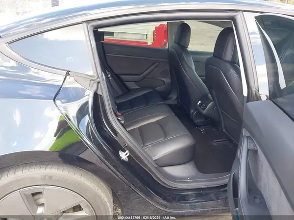 5YJ3E1EB9NF104610 2022 TESLA MODEL 3 - Image 8
