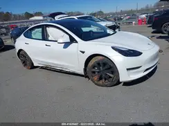 5YJ3E1EB9NF105756 2022 TESLA MODEL 3