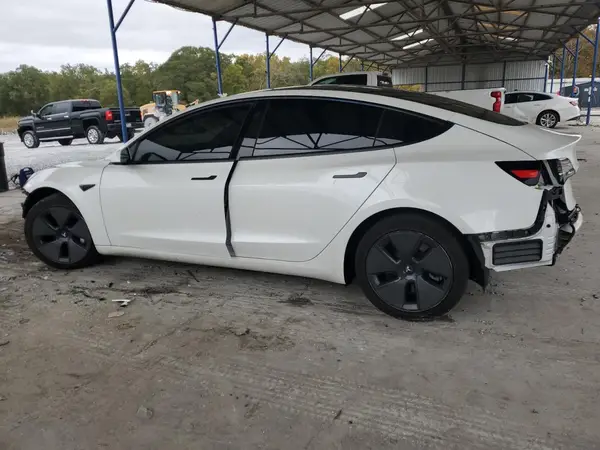 5YJ3E1EB9NF107457 2022 TESLA MODEL 3 - Image 2