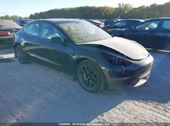 5YJ3E1EB9NF107801 2022 TESLA MODEL 3