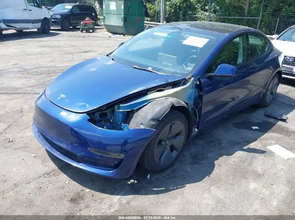 5YJ3E1EB9NF108009 2022 TESLA MODEL 3 - Image 2