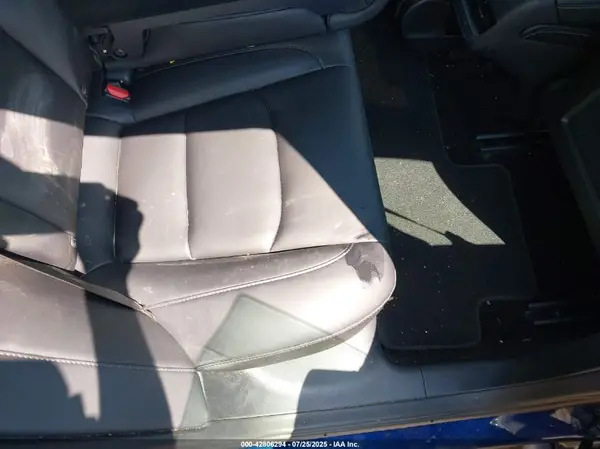 5YJ3E1EB9NF108009 2022 TESLA MODEL 3 - Image 8