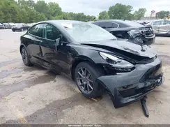 5YJ3E1EB9NF108138 2022 TESLA MODEL 3