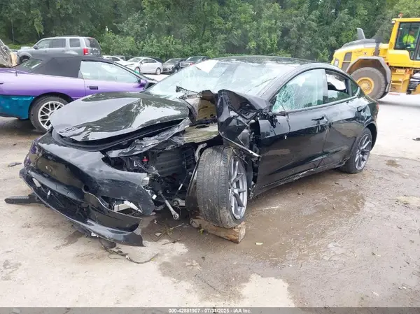 5YJ3E1EB9NF108138 2022 TESLA MODEL 3 - Image 2
