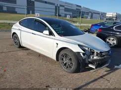 5YJ3E1EB9NF111184 2022 TESLA MODEL 3