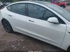 5YJ3E1EB9NF111783 2022 TESLA MODEL 3