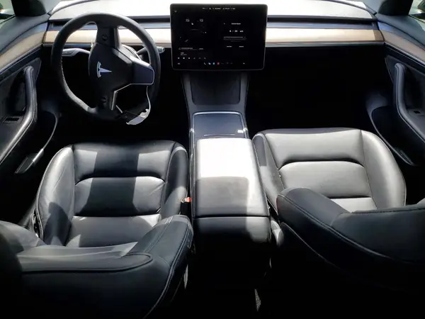 5YJ3E1EB9NF112108 2022 TESLA MODEL 3 - Image 8