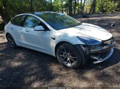 5YJ3E1EB9NF112836 2022 TESLA MODEL 3