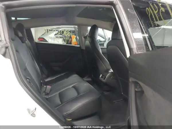 5YJ3E1EB9NF113419 2022 TESLA MODEL 3 - Image 8