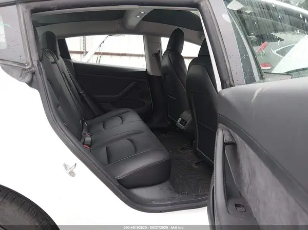 5YJ3E1EB9NF118734 2022 TESLA MODEL 3 - Image 8