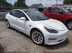5YJ3E1EB9NF123996 2022 TESLA MODEL 3