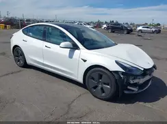 5YJ3E1EB9NF124470 2022 TESLA MODEL 3
