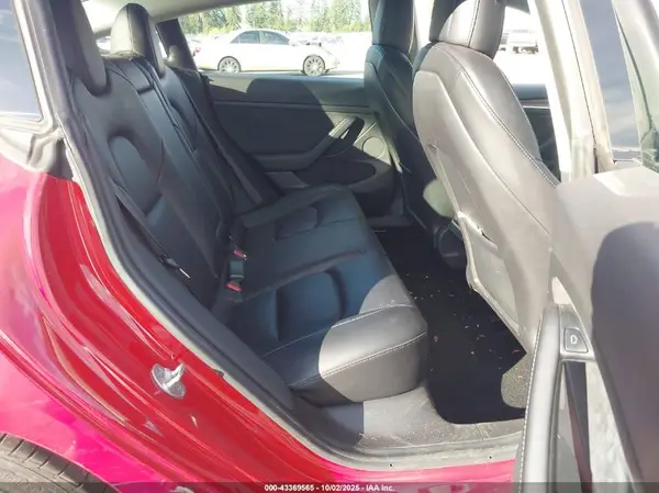 5YJ3E1EB9NF128082 2022 TESLA MODEL 3 - Image 8