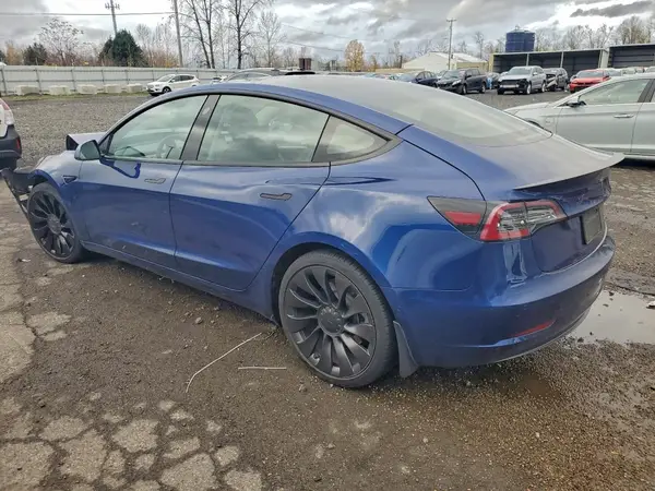 5YJ3E1EB9NF128535 2022 TESLA MODEL 3 - Image 2