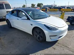 5YJ3E1EB9NF131743 2022 TESLA MODEL 3