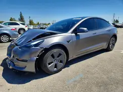 5YJ3E1EB9NF135842 2022 TESLA MODEL 3