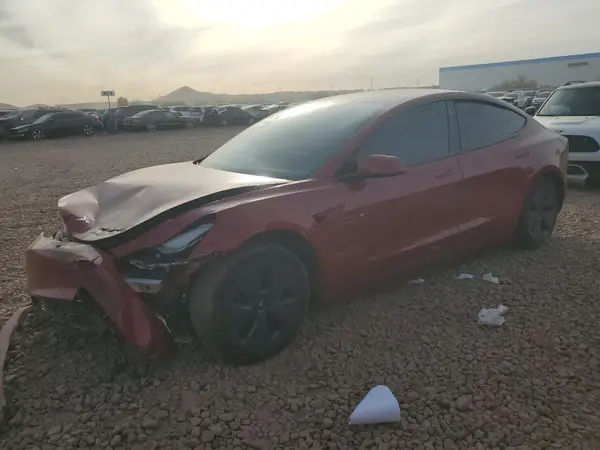 5YJ3E1EB9NF136537 2022 TESLA MODEL 3 - Image 1