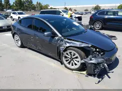 5YJ3E1EB9NF138756 2022 TESLA MODEL 3