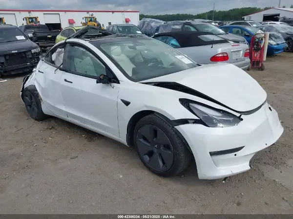 5YJ3E1EB9NF155394 2022 TESLA MODEL 3 - Image 1