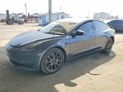 5YJ3E1EB9NF172406 2022 TESLA MODEL 3