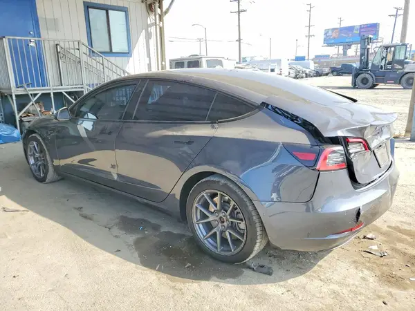 5YJ3E1EB9NF172406 2022 TESLA MODEL 3 - Image 2