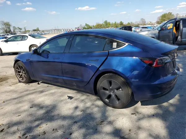 5YJ3E1EB9NF172762 2022 TESLA MODEL 3 - Image 2