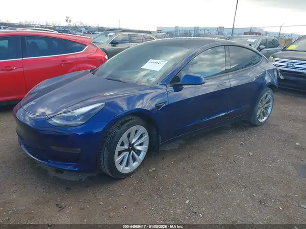 5YJ3E1EB9NF176567 2022 TESLA MODEL 3 - Image 2