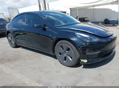 5YJ3E1EB9NF176827 2022 TESLA MODEL 3