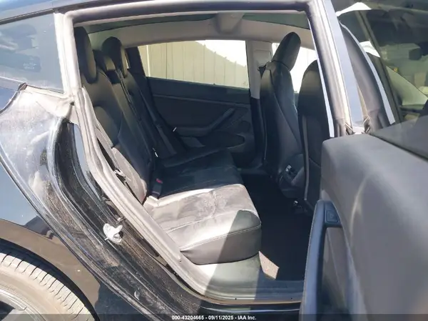 5YJ3E1EB9NF176827 2022 TESLA MODEL 3 - Image 8