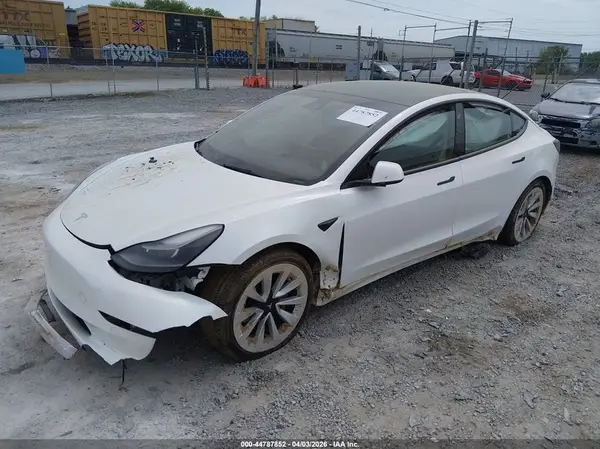 5YJ3E1EB9NF179243 2022 TESLA MODEL 3 - Image 2