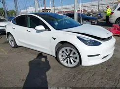 5YJ3E1EB9NF183244 2022 TESLA MODEL 3