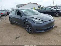 5YJ3E1EB9NF183339 2022 TESLA MODEL 3