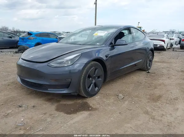 5YJ3E1EB9NF183339 2022 TESLA MODEL 3 - Image 2
